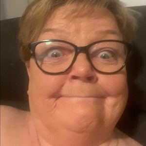 Meet your Posher, Annie